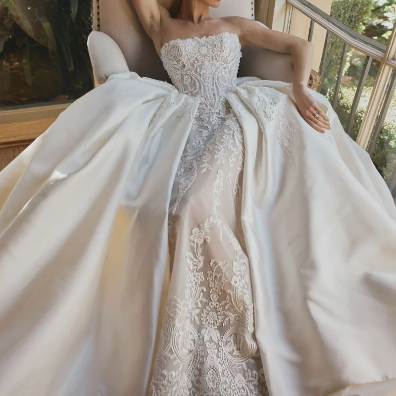 Ivory White Appliques Wedding Dresses flower decal glitter fishtail detachable train Gowns Made wedding dress