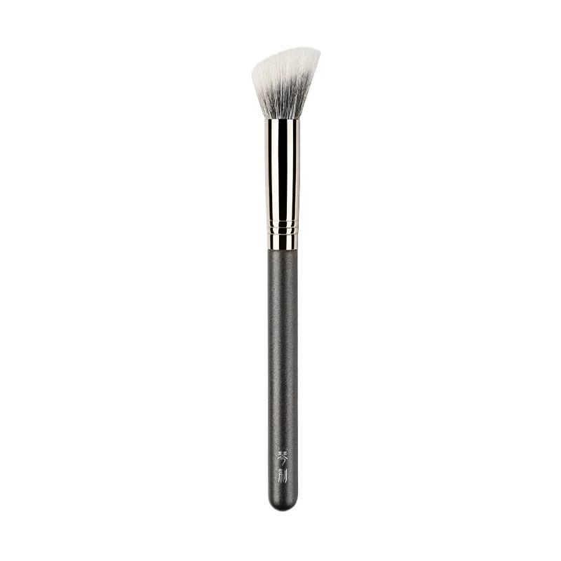 

~Makeup brush Slope trimming brush Pointillism blush brush Fine light front wool single