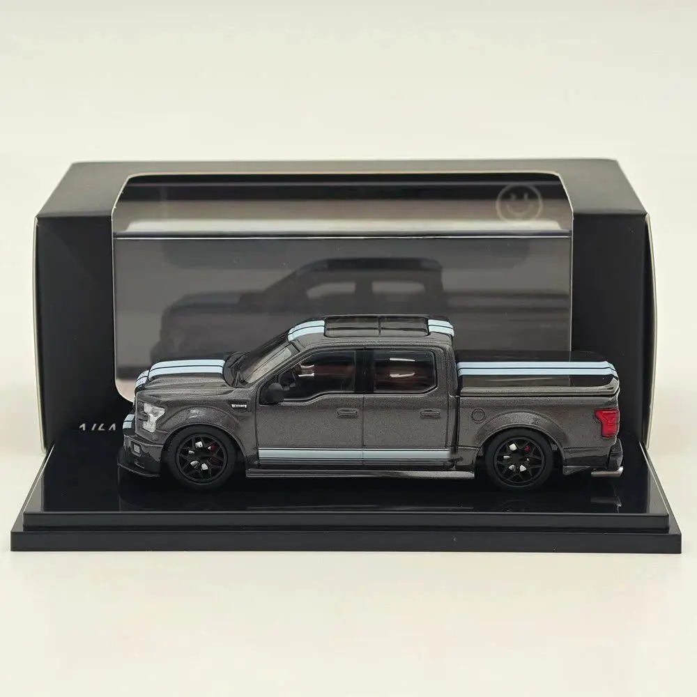 Divertente FM 1/64 Bilancia Per F-150 Shelby Super Snake Pickup Modello Sportivo Con Accessori Diecast Modelli Collezione di Auto