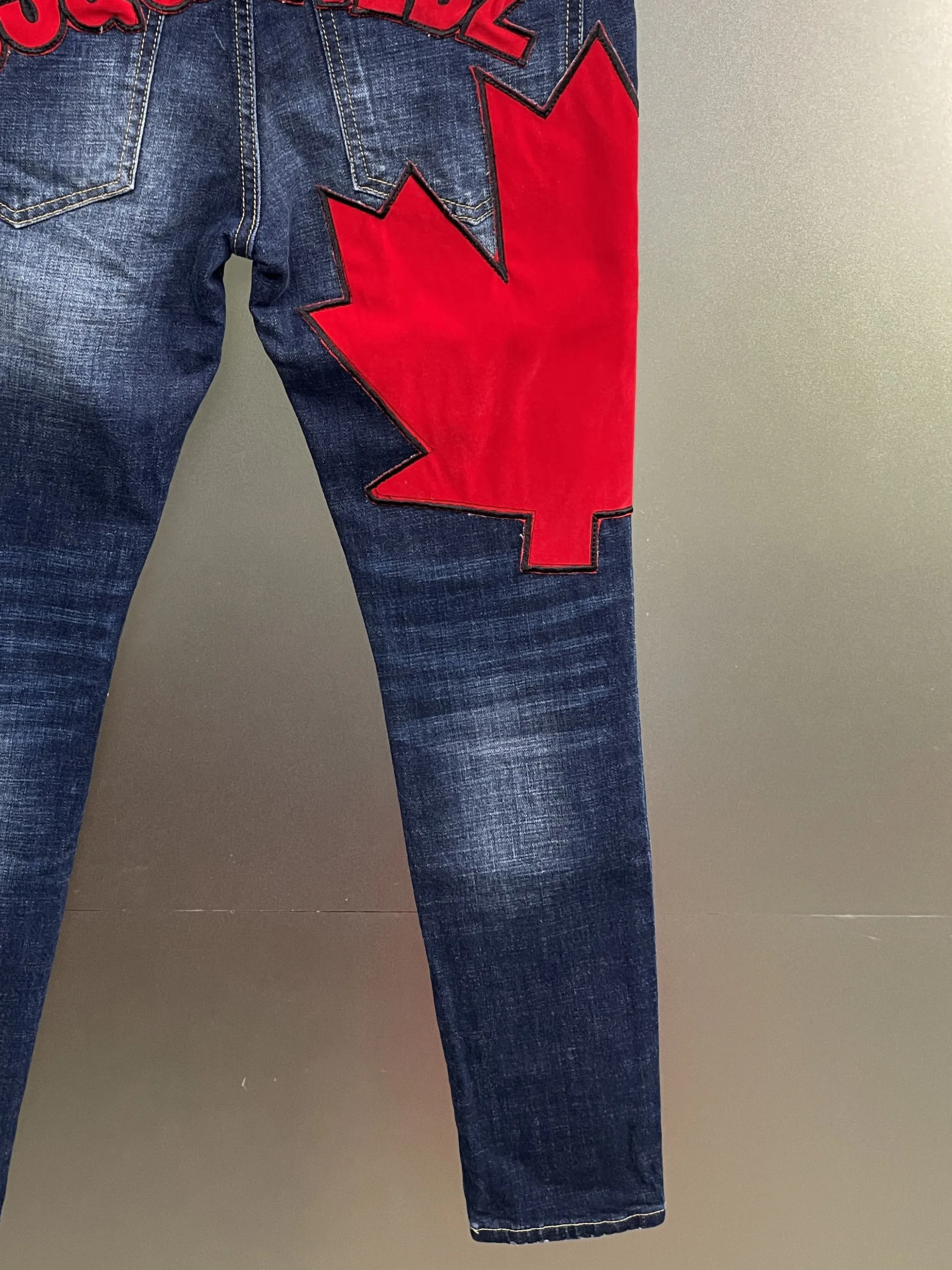 2024 Spring/Summer New D2 Jeans for Men, Washed, Worn, Patched, Painted, Splashed, Blue, Slim Fit, Straight Tube