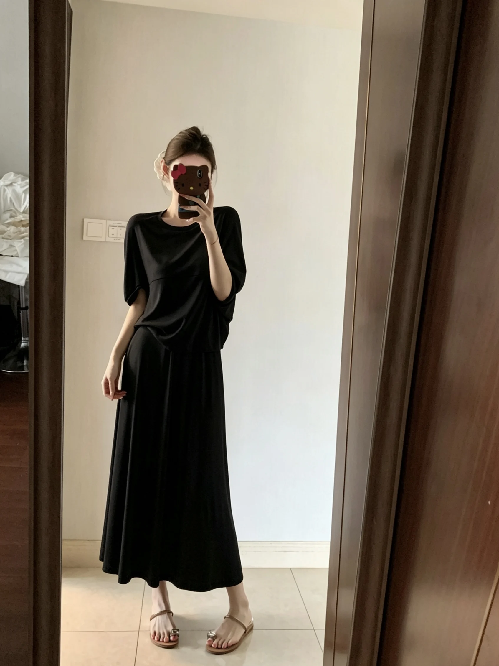 

Kumikumi Summer New Style Loose Half-length Thin Cover-up T-shirt Women's Fashion Set Pure Color Long Skirt Two-piece Suit