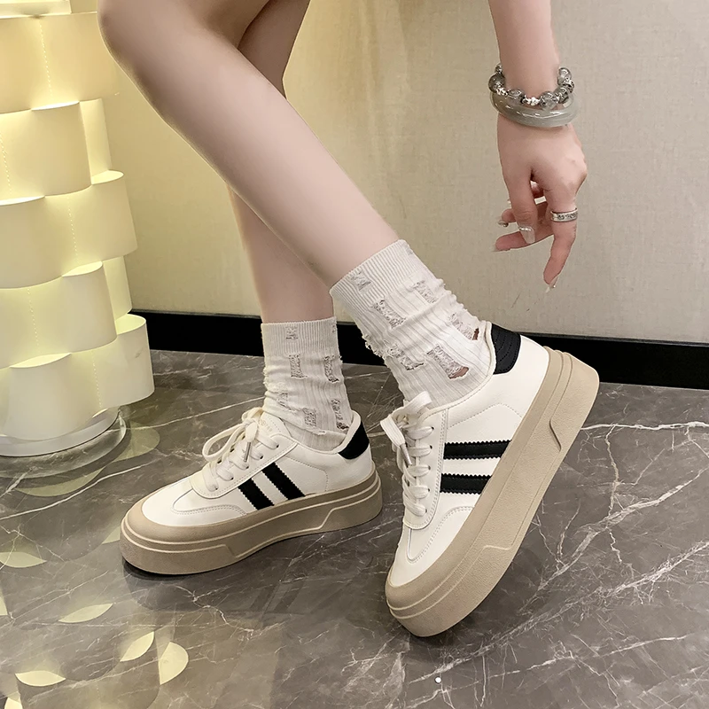 Casual Sneakers for Women Round Head Shallow Mouth Lace Up Platform Shoes Middle Follow Classic Leisure Sports Women's Sneaker