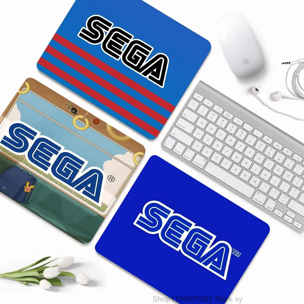 Anime Game S-Sega Logo Mousepad Small LockEdge Mouse Pad For Gamers Computer Desk Pad Rectangular Anti-slip Rubber
