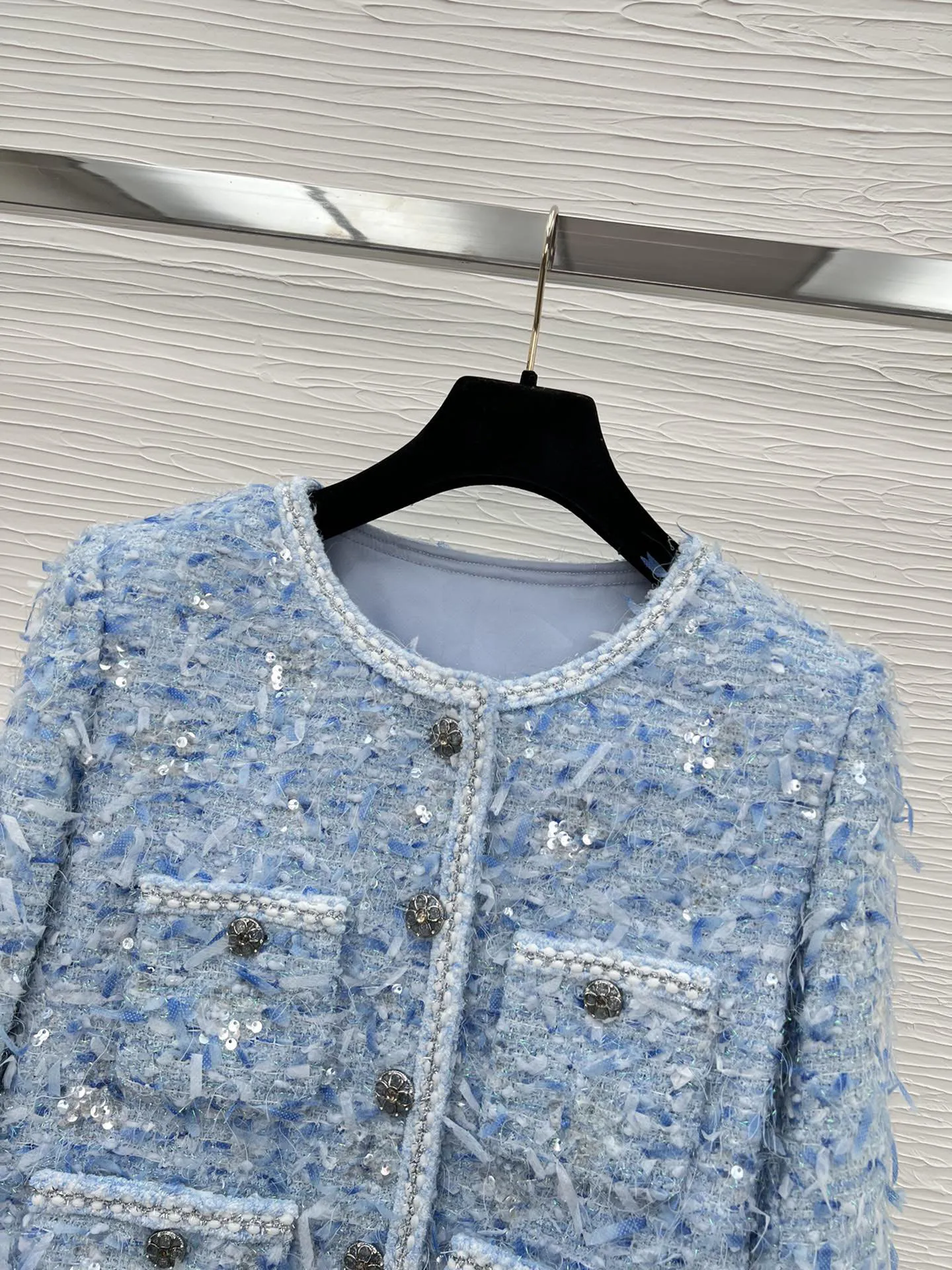 2024 Summer and Autumn New Women's Clothing Blue pearl sequin feather decoration short jacket 0808