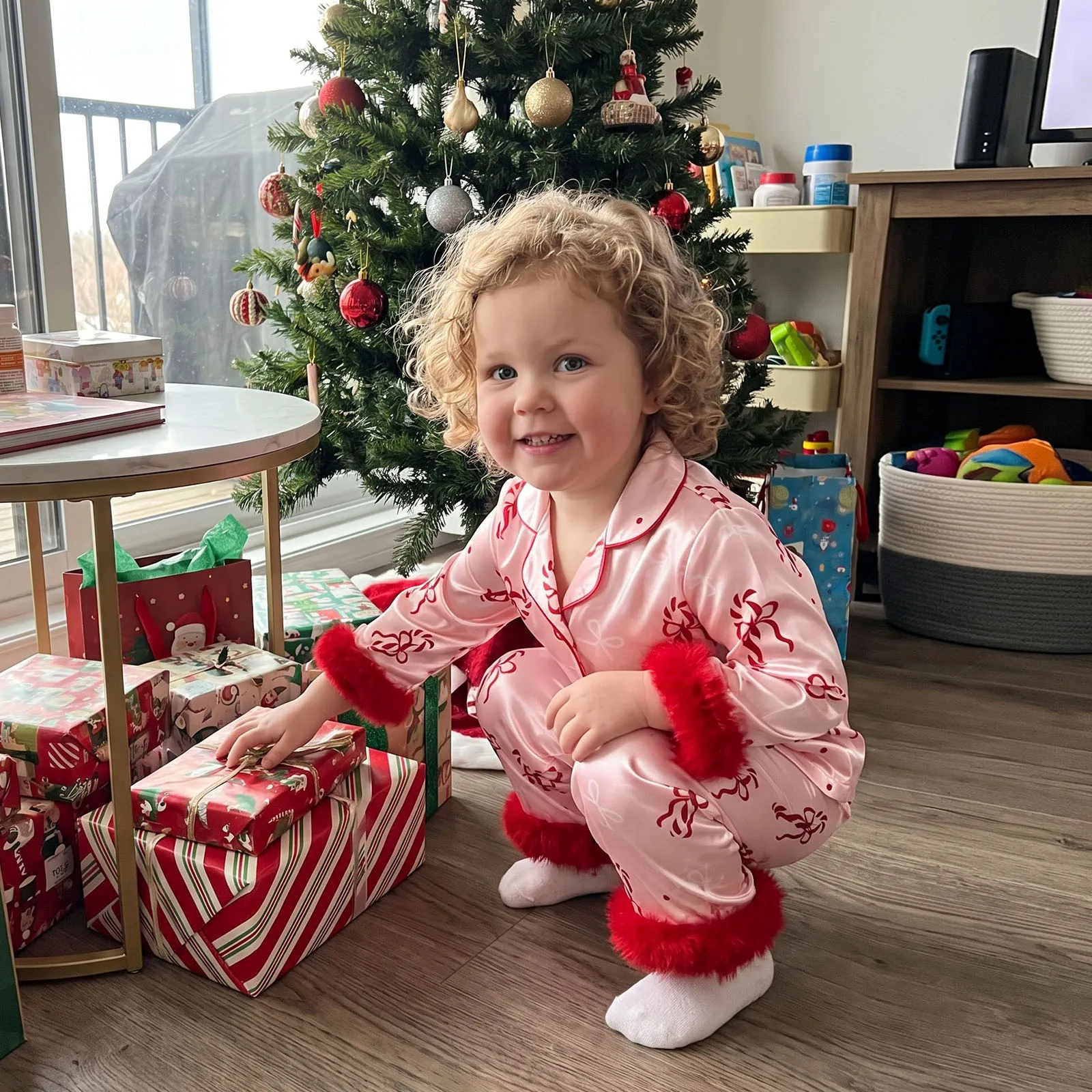 Little Girl Christmas Pajama Set, Print Furry Trim Long Sleeve Tops & Pants