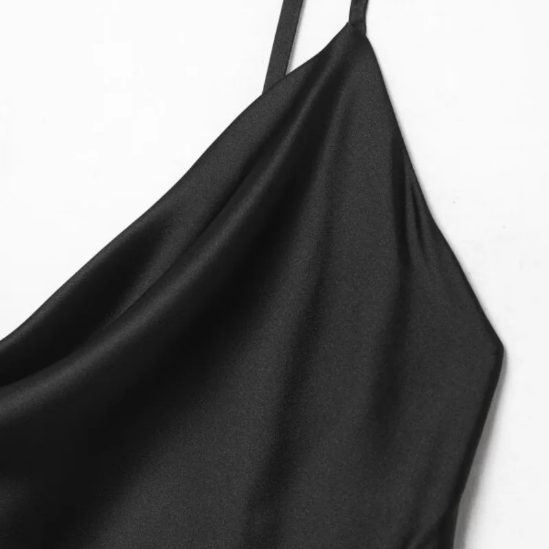 Długa sukienka maxi na ramiączkach z frędzlami i patchworkiem, idealna na letnie przyjęcie, wieczór, do klubu, na plażę lub wakacje.