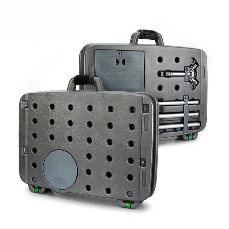 ممارس أرجوحة الجولف ذات العودة التلقائية، يوصي المدرب على ممارسة المبتدئين في المكتب الداخلي والمنزل