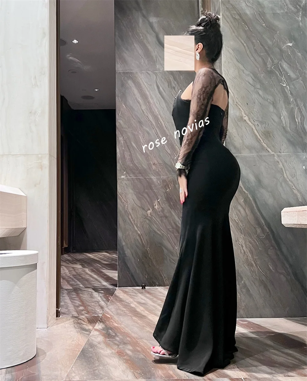 تخصيص جيرسي الطية الدانتيل الساحرة خارج على الكتف البوق فساتين طويلة مناسبة مخصصة مساء اللباس حزب أنيق