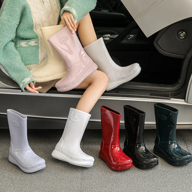 

Women's High-Tube Waterproof Rain Boots Faionable Outdoor Wear Adult Long Tube Warm Seood Gathering Anti-Slip PVC oes