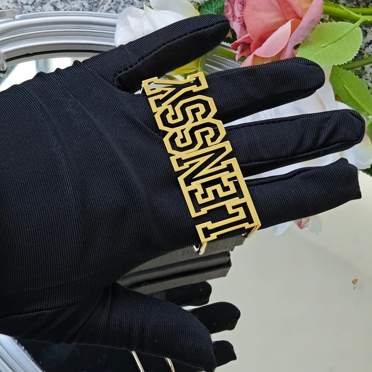 

Customized Stainless Steel Jewelry Personalized Name Three Finger Ring Hip-Hop Simple Jewelry Christmas Decoration Gift Box