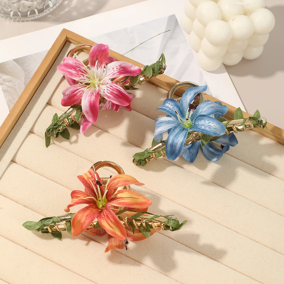 AWAYTR New Elegant Flower Hair Claw Vine Wrapped Alloy Hair Clip Elegant Shark Hair Claws Women's Party Hair Accessories