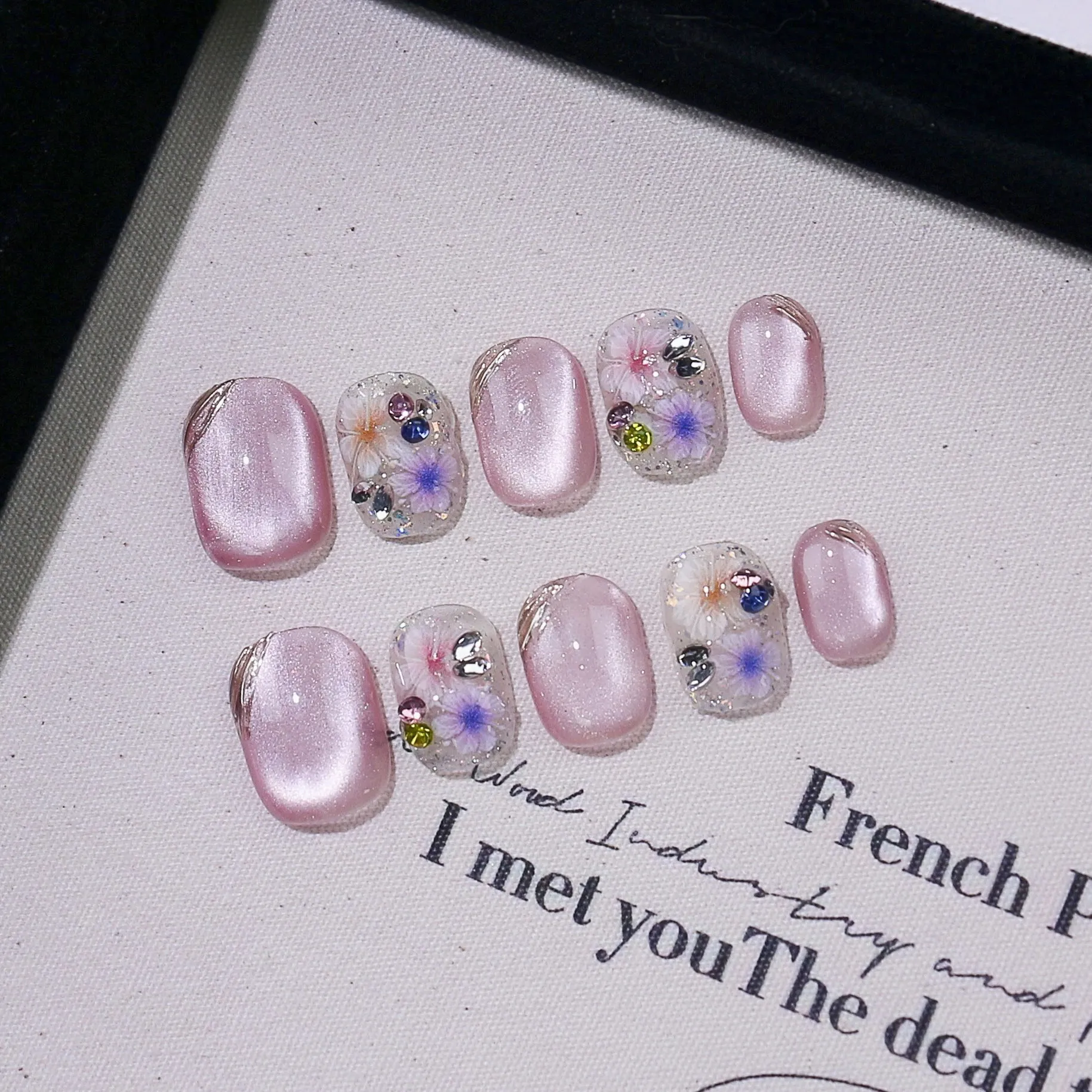 

10pcs Handmade Press on Nails Starry Glass Beads Cat's Eye Spring Dried Flowers Fake Nail for Women&Girl Removable Wearable Nail
