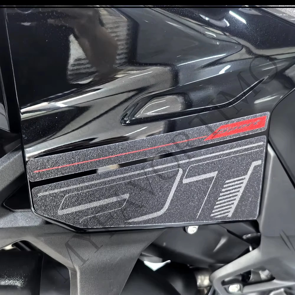 

Frosted sticker Tank Pad Cap Fuel Knee Top Trunk Luggage Panniers Cases For R1300RT R 1300 RT R1300 Stickers Box Protector