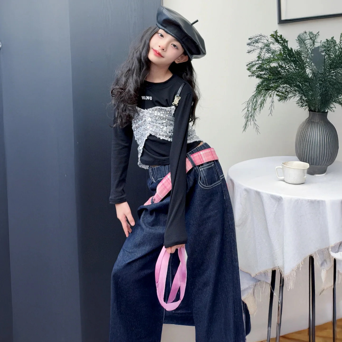 

Girls Clothes Sets Size 4-14Y Kid Tee Top&Denim Bottom Suit Child 2Pieces Of Clothing Sets Toddle Streetwear Style Fashion Sets
