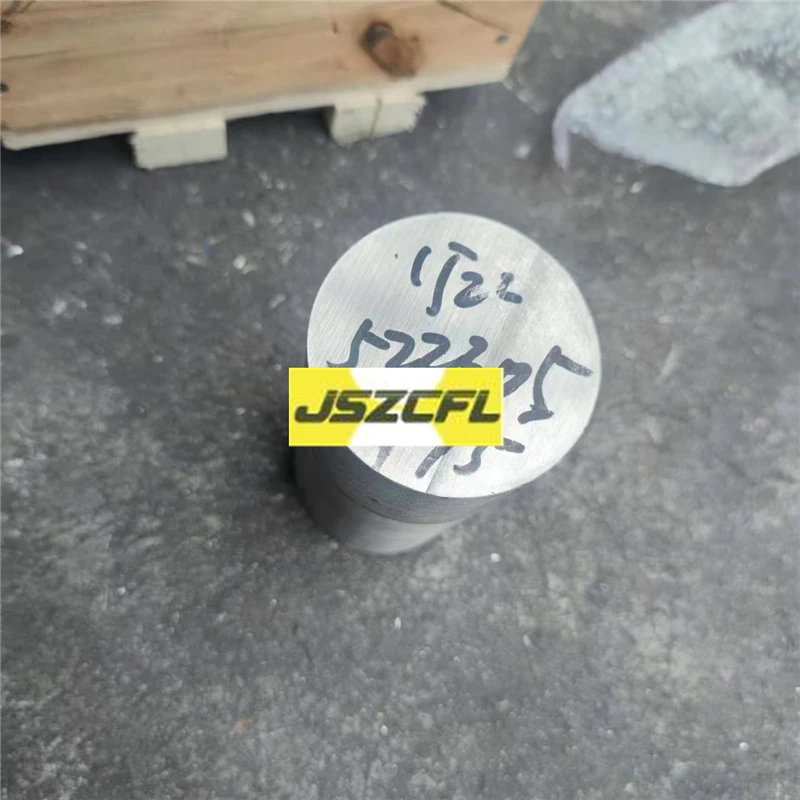 Hoge permeabiliteit 1J22 ijzer kobaltvanadium zachte magnetische legering staaf 1J22 (Co50V2) magnetische inductie intensiteit 2.4T Lengte 500MM