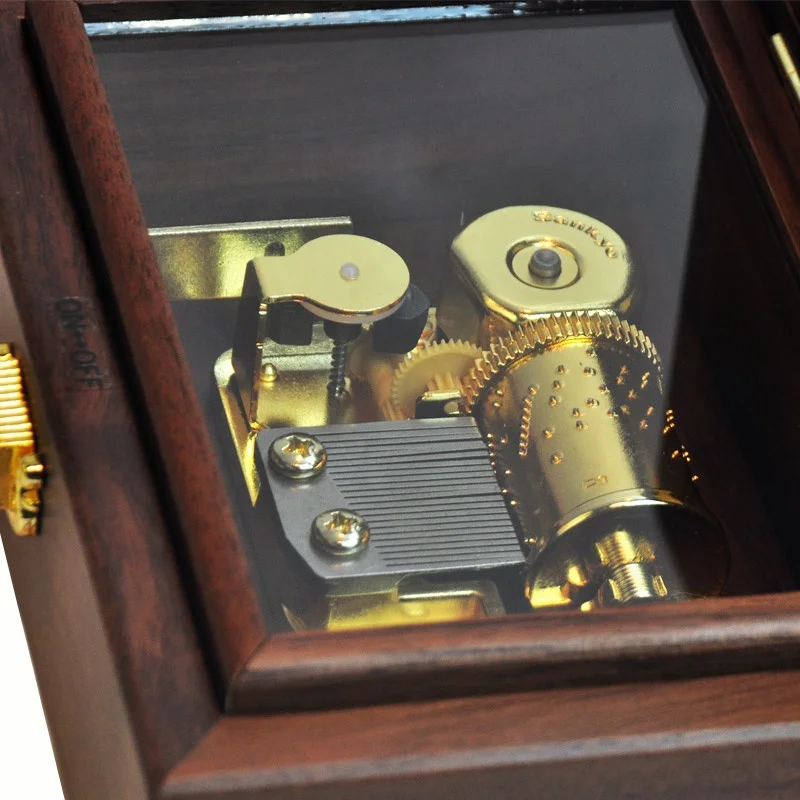23-tone Sankyo High Quality Music Box Classic Wooden Music Box