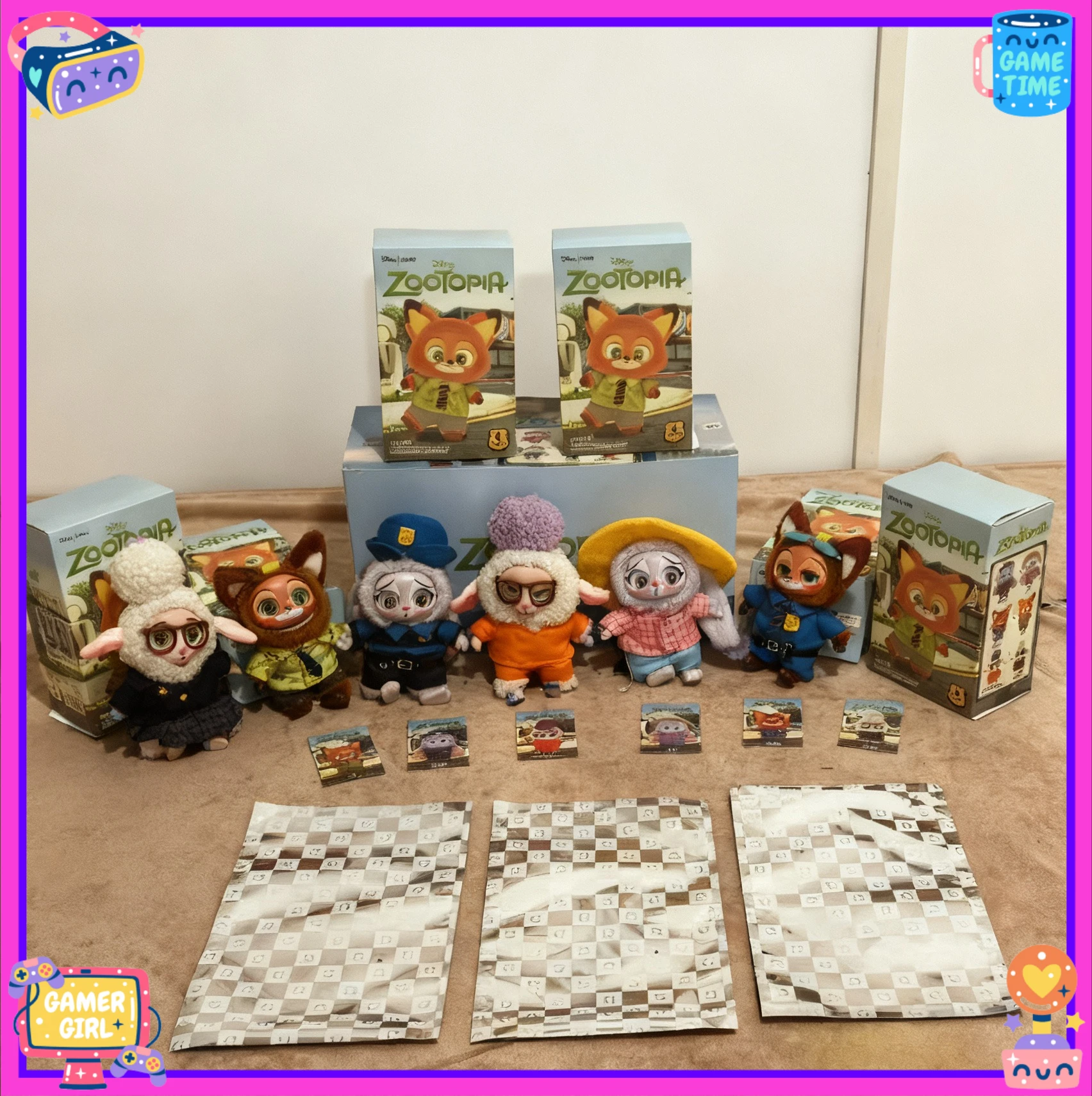 新品 純正 ズートピア ビニールシリーズ ブラインドボックス 可愛い漫画キャラクター ビニール製ぬいぐるみバッグペンダントおもちゃ ミステリーボックス トレンドおもちゃ ギフト