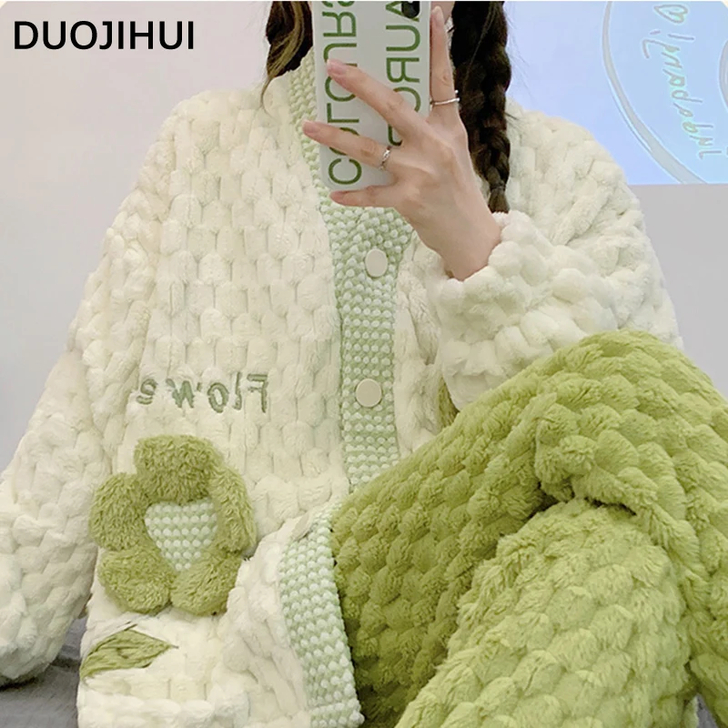 

DUOJIHUI Chicly Floral Print Winter Thick Warm Female Pajamas Sets Simple V-neck Cardigan Loose Pant Fashion Pajamas for Women