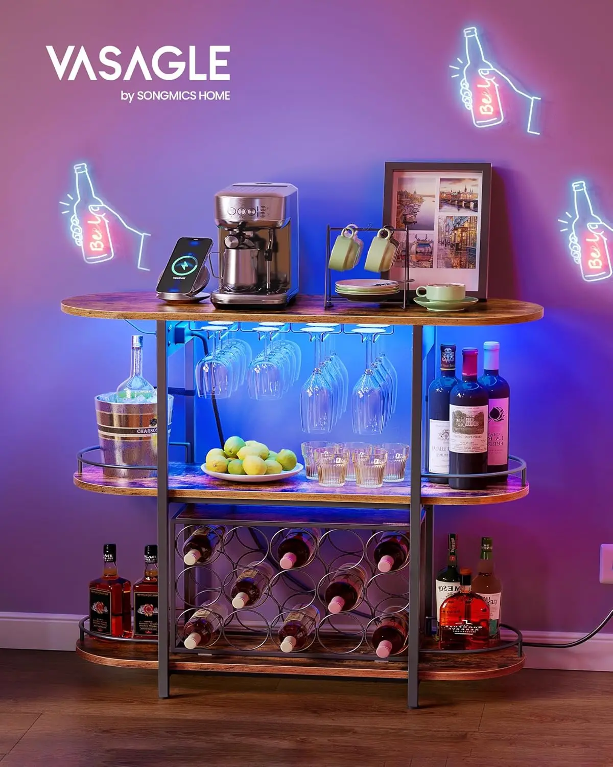 素朴なブラウンのバーキャビネット、LEDライト、電源コンセント、ワインラック、グラスホルダー付き、キッチンやダイニングルーム用