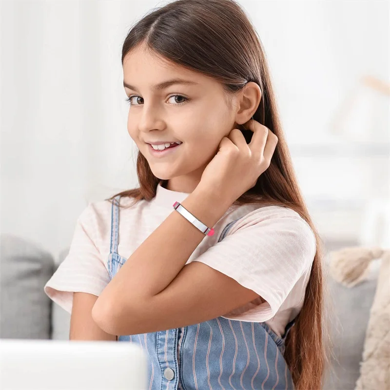 شخصية الفولاذ المقاوم للصدأ لينة سيليكون سلامة الطفل ID أساور مكافحة خسر اسم مخصص ID الأساور للطفل الفتيات الفتيان