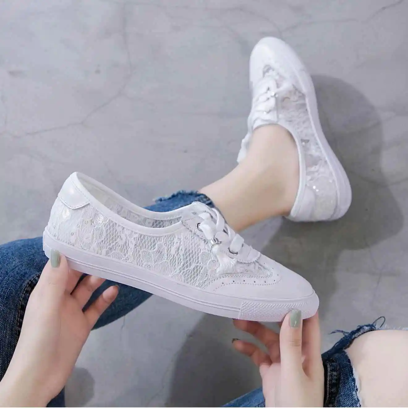 women's-large-size-shoes-4143-spring-summer-new-style-slip-on-white-sneakers-leather-hollow-out-flat-bottom-korean-version