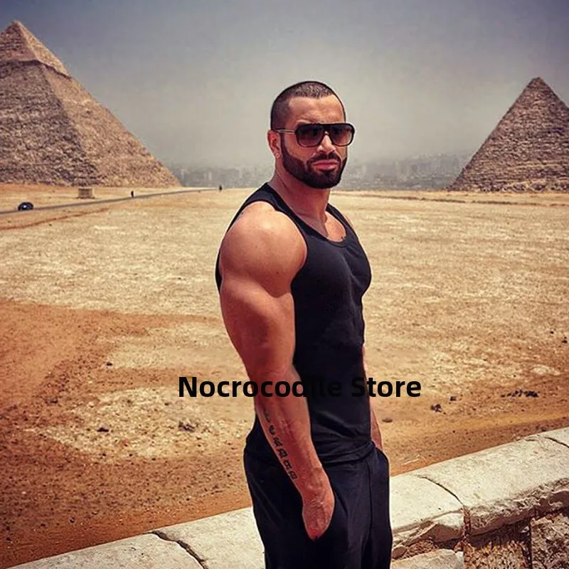 

Lazare Men's Bla Pure Cotton round Ne Casual Muscle Fitn Sports Sweatirt Breathable Moisture ng Trendy Vest