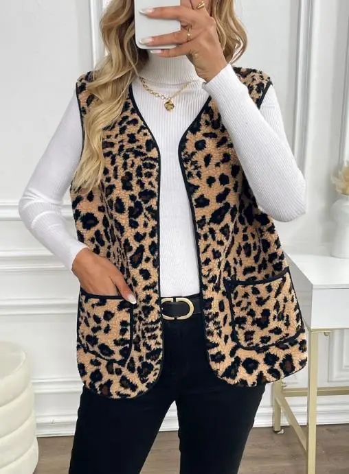 Nuovo gilet senza maniche in peluche con stampa leopardata autunno e inverno per giacca gilet in peluche senza maniche calda a tubo dritto casual da donna