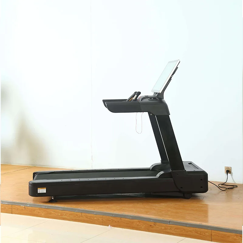 معدات اللياقة البدنية في صالة الألعاب الرياضية التجارية شديدة التحمل لتمارين القلب بقوة 3.0 حصان مع شاشة لمس 32 بوصة