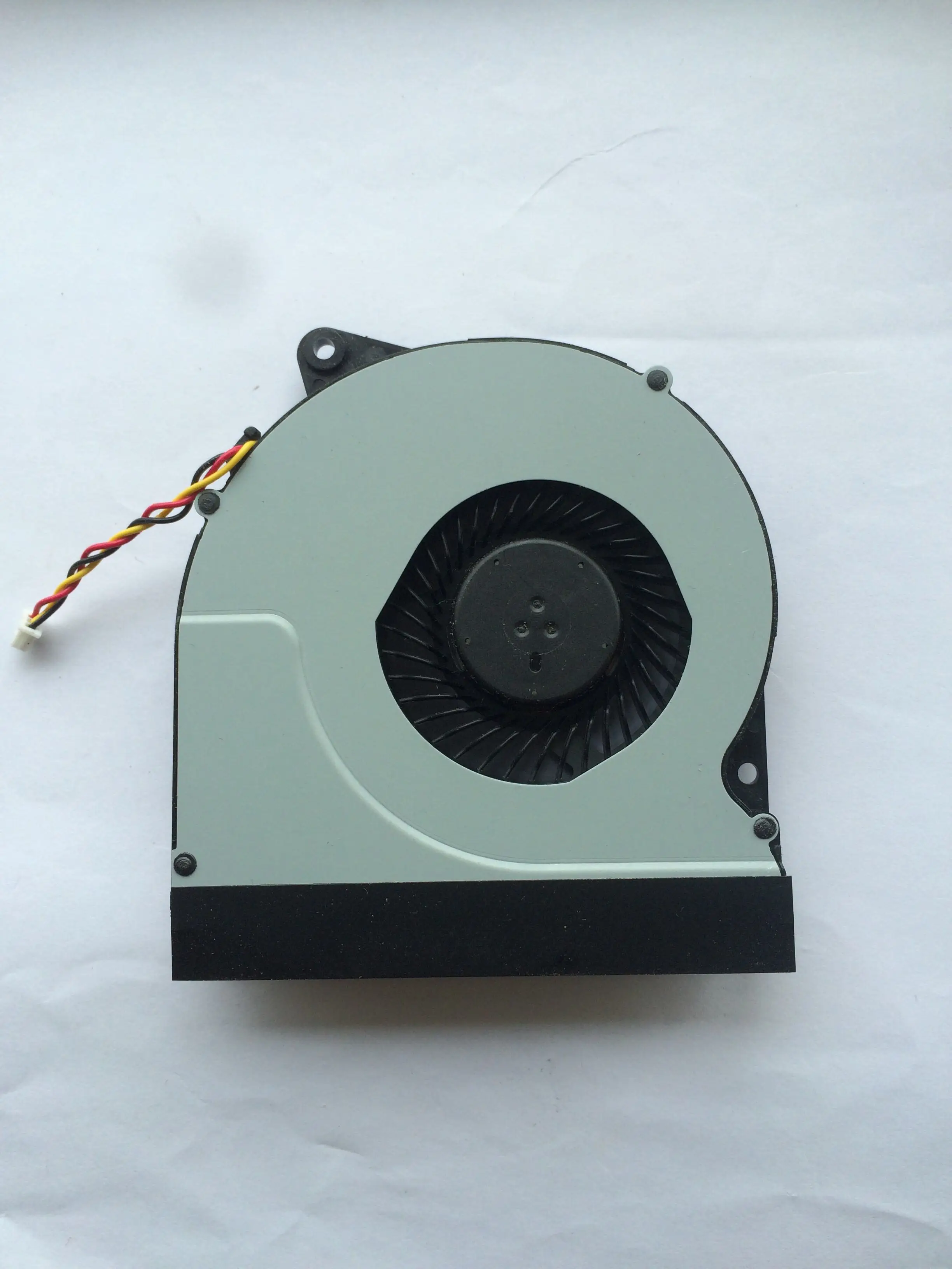 Freight free new original dostyle lt370 ksb06105ha-bj3n NUC6  cooling fan