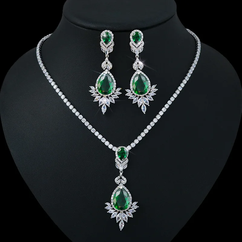 

3pcs/set Women's Exquisite Fashion Water Drop Pendant Necklace Earrings Jewelry Set Cubic Zirconia Bridal Wedding Jewelry Set