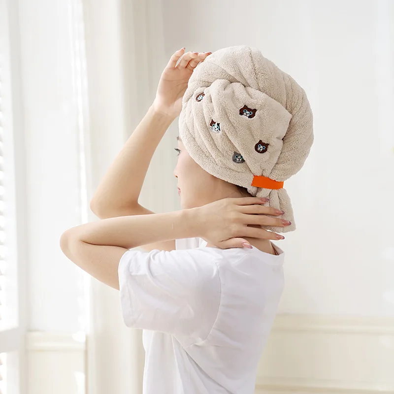 touca-de-secagem-de-cabelo-bordada-fofa-toalha-de-secagem-rapida-altamente-absorvente-com-design-de-desenho-animado-em-fleece-coral-espesso-touca-de-banho-para-enrolar-o-cabelo
