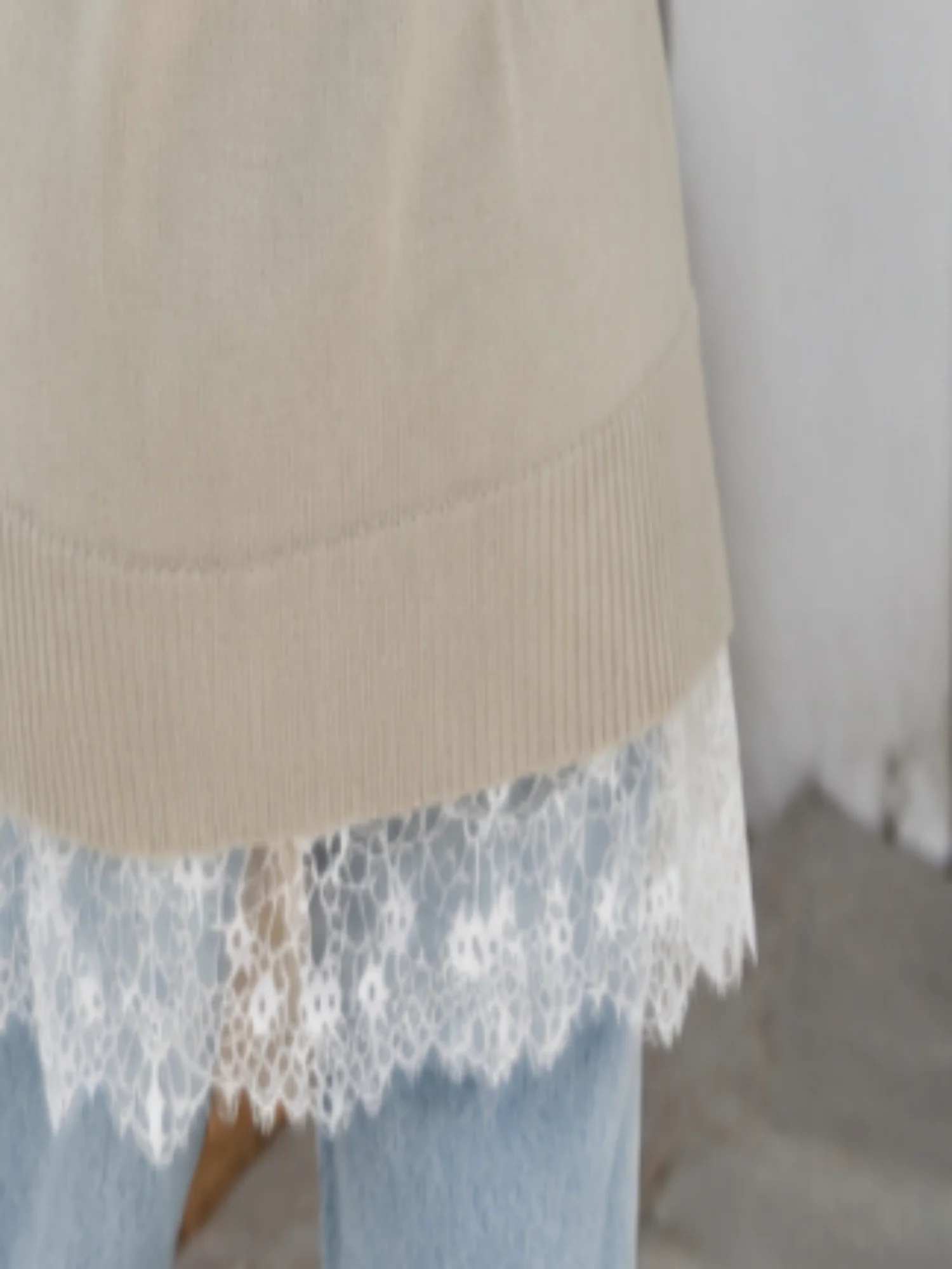 Women's Crew Neck Lace Hem Knit Sweater Plus Size Oversized Loose Fit Pullover Autumn Winter French Lazy Style view 4