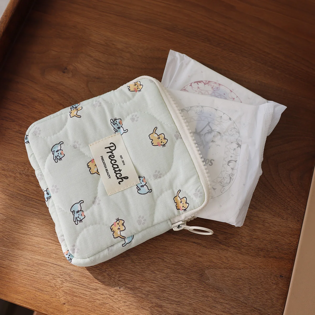 حقيبة تخزين متعددة النماذج لطيفة مطبوعة على شكل قطة، حقيبة مستحضرات التجميل، منديل صحي، حقيبة فسيولوجية للفتيات، حقيبة مكياج صغيرة محمولة