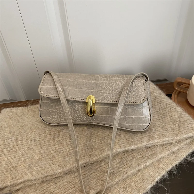 Luxury Personality Minimalist Underarm Bags Trendy 2026 Newest Fashion Retro Underarm Stylish Ock Buckle Single Shoulder Bags L
