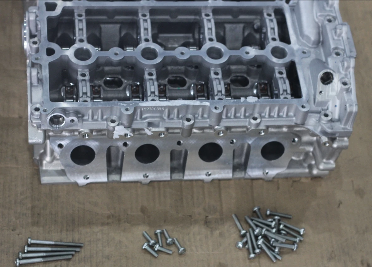 Geely Boyue New Cylinder Head Assembly OEM1025029200/1016060618