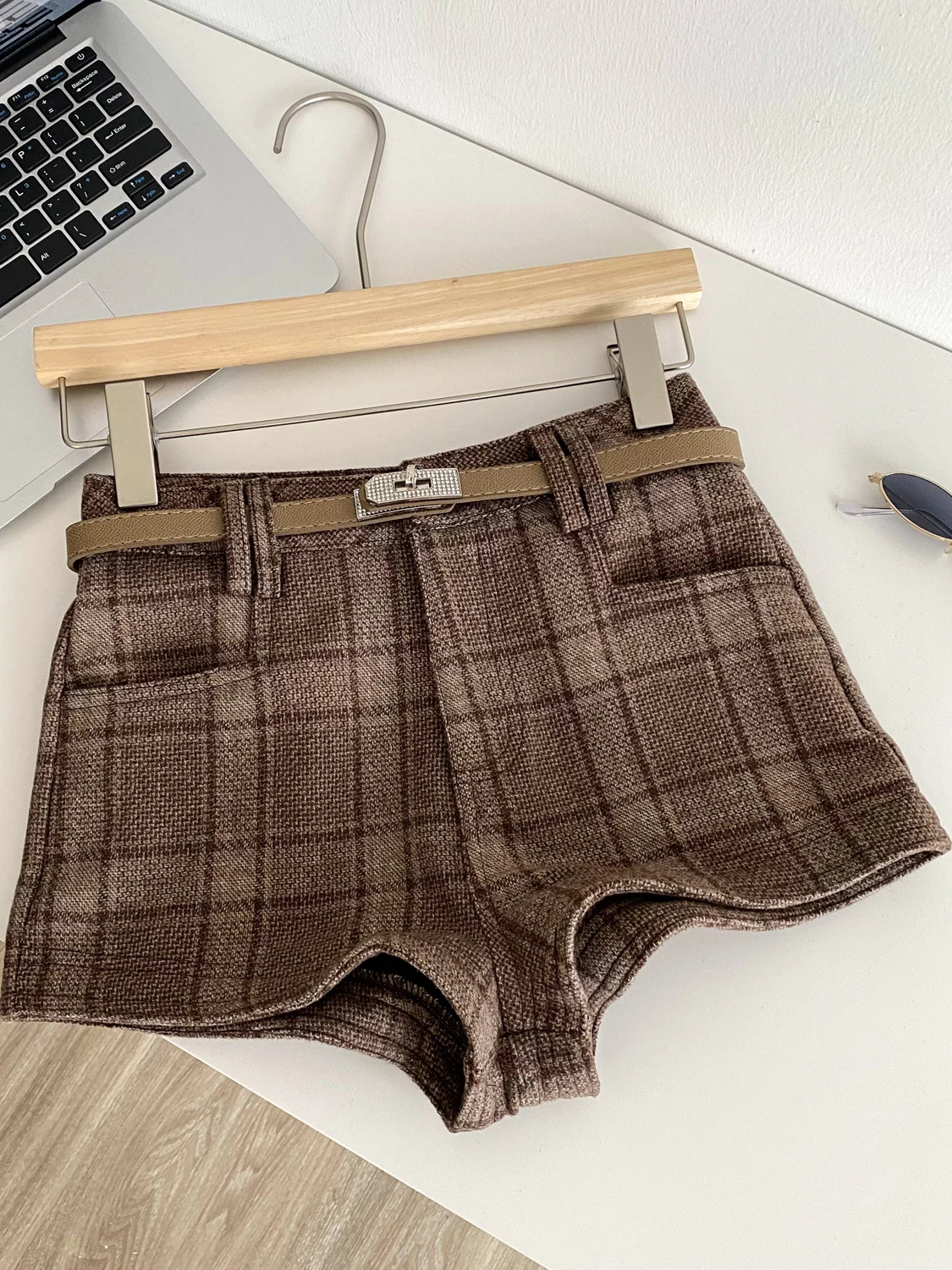 Pantaloni casual a vita bassa in lana scozzese da donna retrò americana con cintura Pantaloni da donna versatili e alla moda autunno inverno