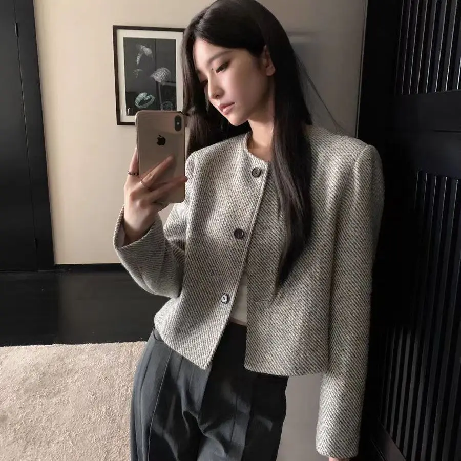 

2026 Spring and Autumn New Women's Jacket Loose Round Neck Short Top