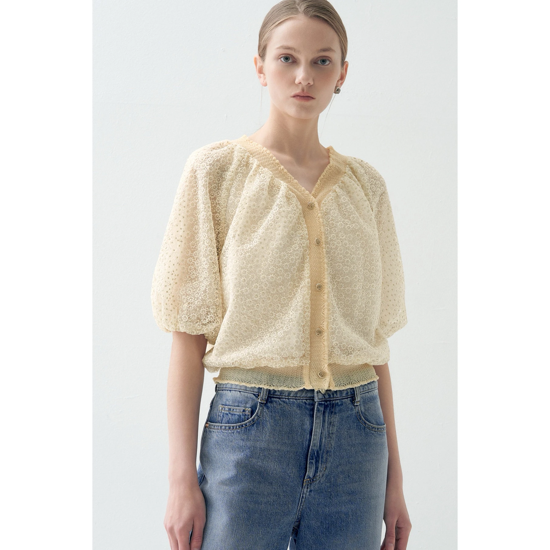 Elegant V-neck Floral Embroidery Lace Short Sleeve Shirt Lemon Cheese LAN26 Summer Lightweight Versatile Fashionable Women's Top
