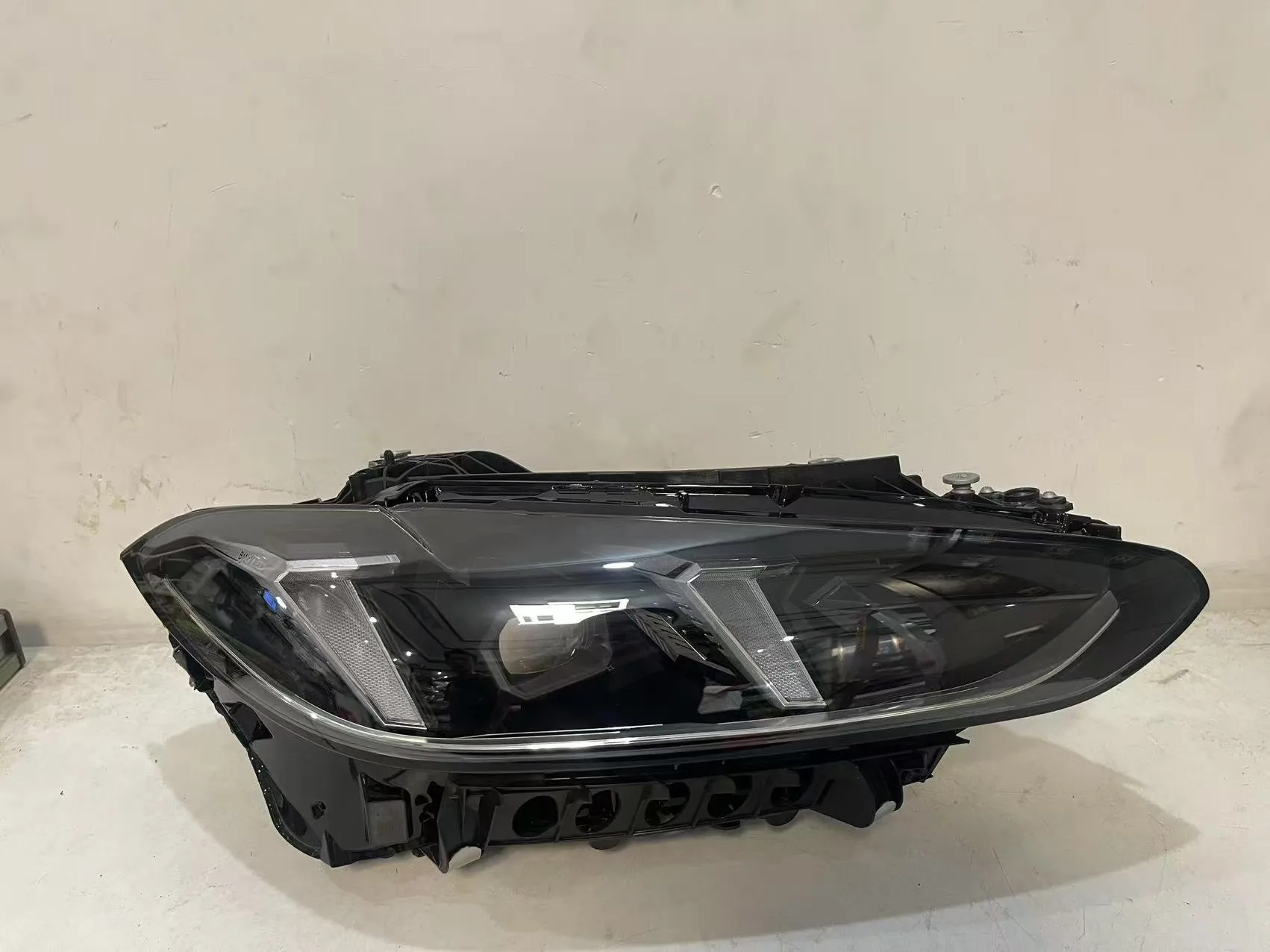 مناسبة لسيارات BMW 2024-2025 4 Series G22 420i, 425i, 430i مجموعات المصابيح الأمامية LED الأصلية اليسرى واليمنى #4