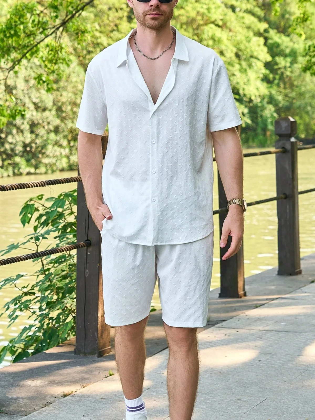 2025 New men's summer casual jacquard set, fashionable lapel button short-sleeved shirt and shorts sporty two-piece set