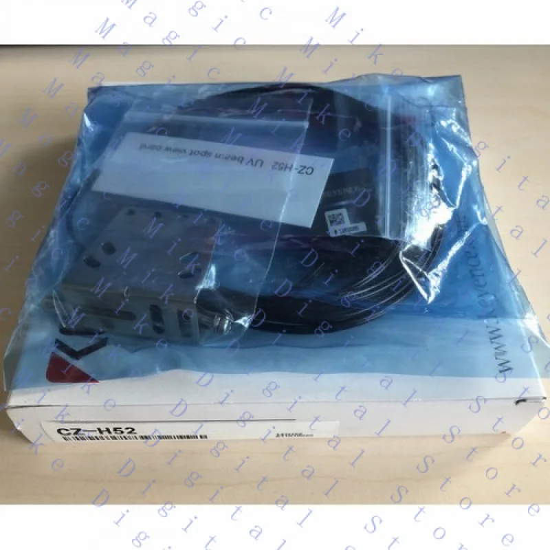 

H новый для keyence Цифровой оптоволоконный датчик CZ-H52 CZ-H52