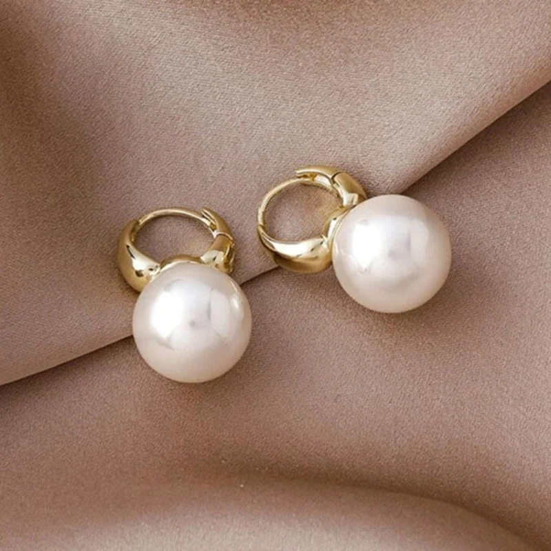 2023 New Korea Trendy Charm Pearl Hoop Earring for Women Luxury Gold Color Dangle Earring Wedding Bride Accessories Jewelry Gift