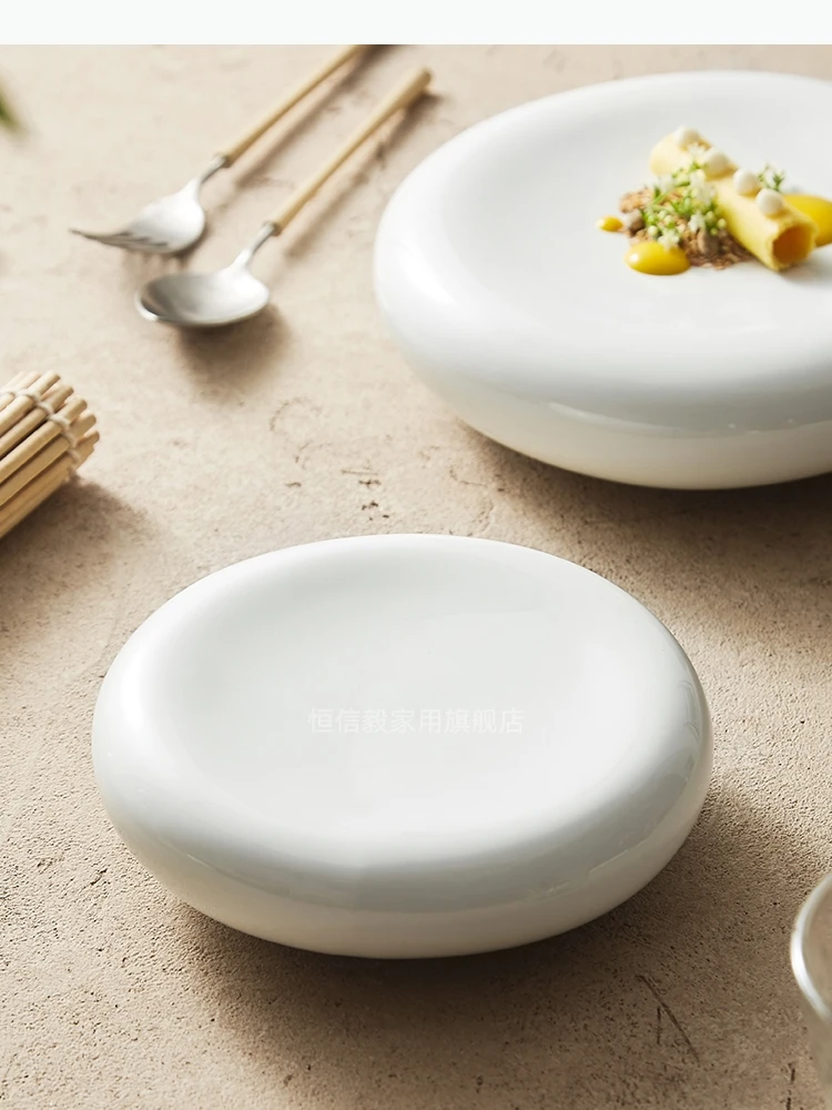 Prato de cerâmica com isolamento de camada dupla, sobremesa, aperitivo, pratos de cerâmica, cozinha molecular, restaurante, utensílios de mesa específicos