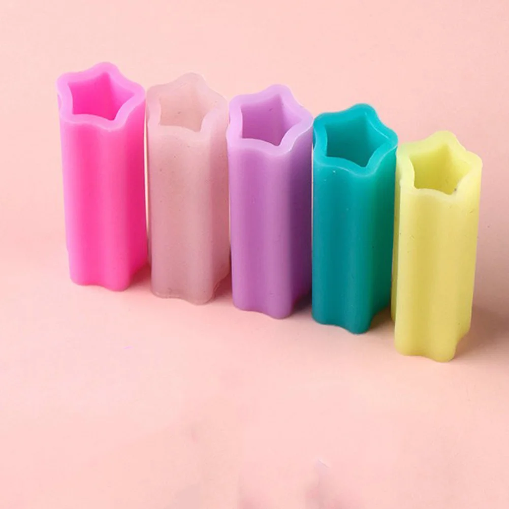 

5Pcs Silicone Protective Covers for Cuticle Nippers Tweezers Manicure Tools Safety Durability Multiple Colors Tweezers Tip Caps