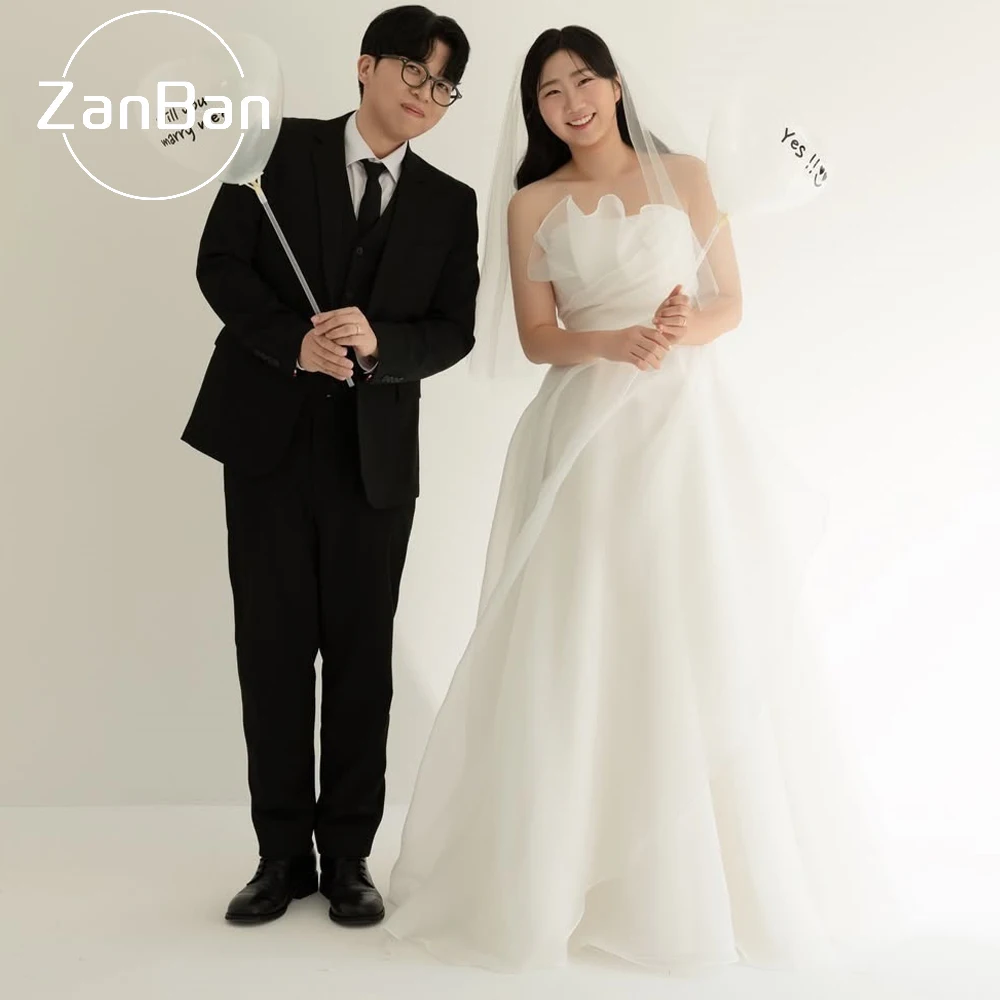 ZanBan New Model Strapless Ruffle Outdoor Wedding Dresses Korean Customized A Line Organza Fairy Wedding Snap Dresses Party Gown