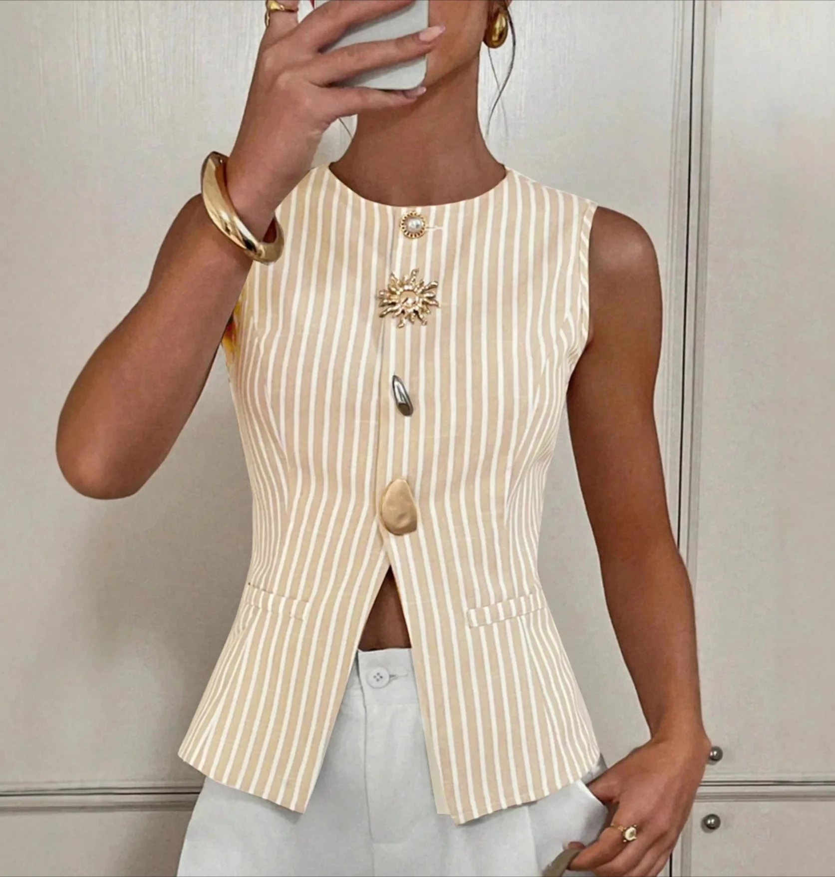 

Elegant Striped round Neck Button up Vest Top Women's Fashion Outerwear Sleeveless Slim