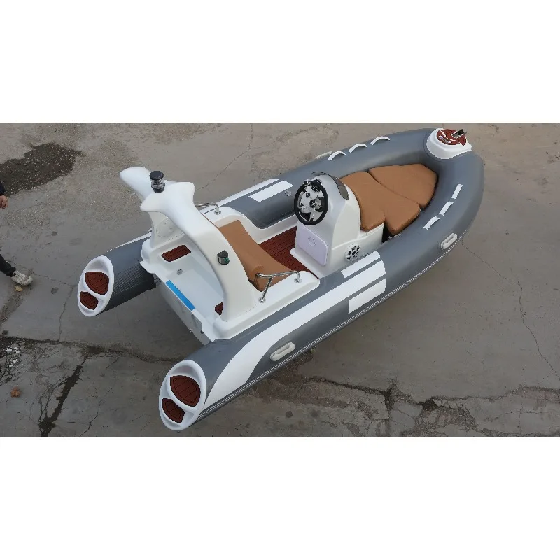 High Speed Boat Fiberglass Hull Fishing Boat Rowing Boat with Customized