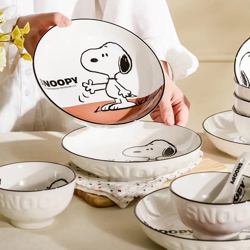 Genuine Snoopy Dish Home Creative Cartoon Deep Dish Dessert Cake Cute Ceramic Plate Clearance Vegetable Plate