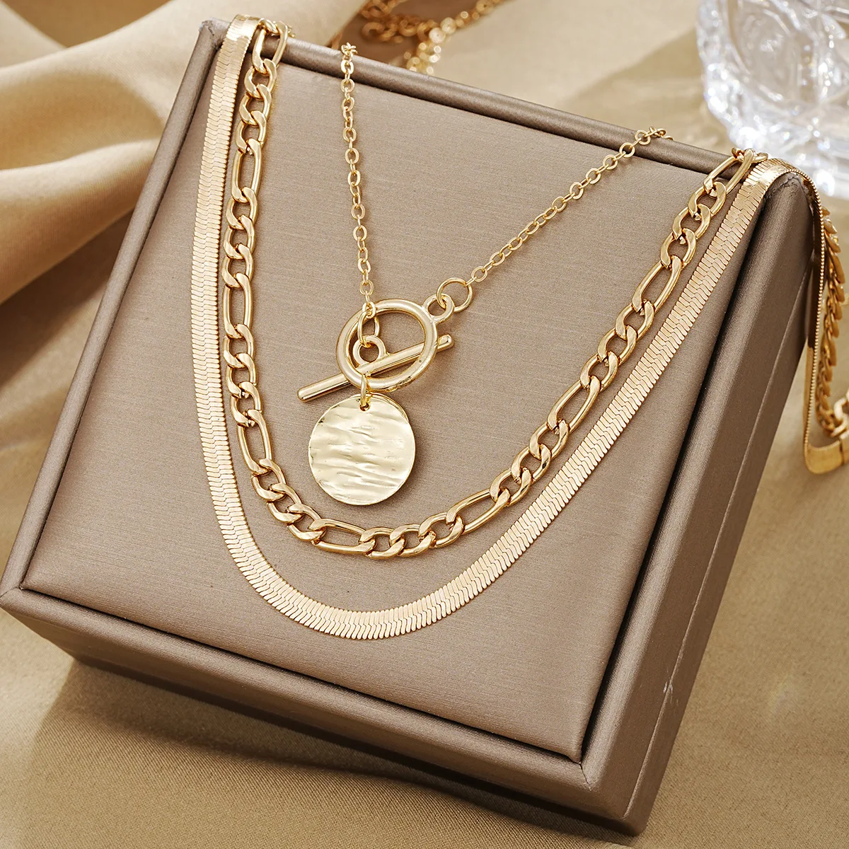 Coin Snake Bone Chain Three Layer Necklace Vintage Multi Coin Pendant OT Clasp for Women Retro Layered Jewelry