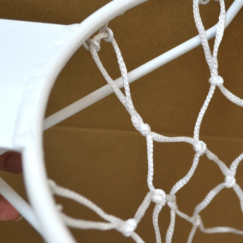 โรงงานซัพพลายคุณภาพสูงที่กําหนดเองทําชิ้นส่วนเชื่อมทรงกลมขอบโลหะมินิบาสเกตบอลสําหรับเด็ก